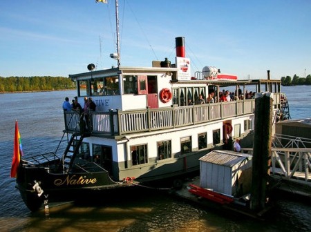 Paddlewheeler Riverboat Tours 1